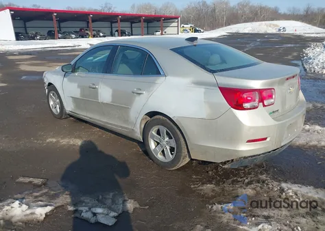 2015 Chevrolet Malibu Ls z USA, uszkodzony, nr VIN 1G11B5SL3FF300374